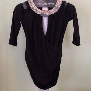 Boston Proper cold shoulder top size S SEXY💋